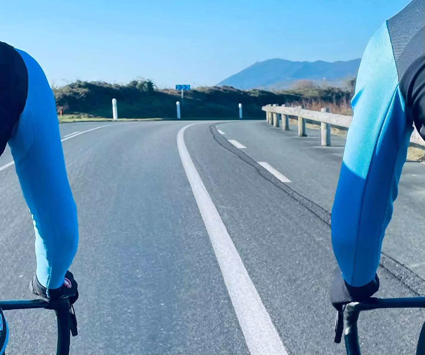 cyclistes sur la route